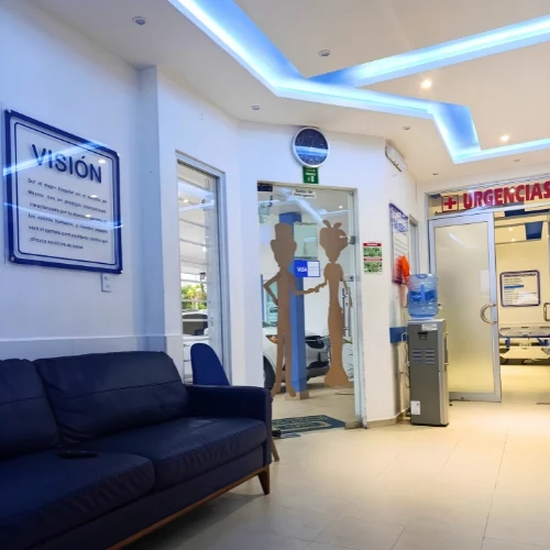 sala de espera Otorrinolaringóloga en Cancún